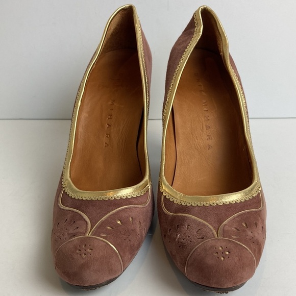Chie Mihara Suede Pumps Heels Cut-out Detail 38 1/2 Bollywood Pin-up Retro Party - Picture 8 of 16
